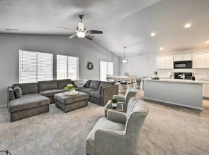 Newly Built Caldwell Home w/ Yard, Near Downtown!