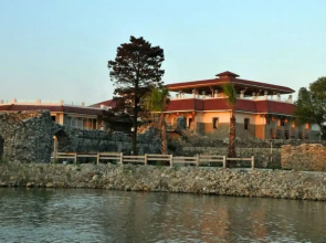 Palm Beach Hotel