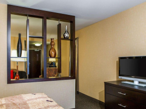 Cambria Suites Appleton