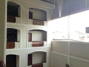Khamfong Sihavong Hotel
