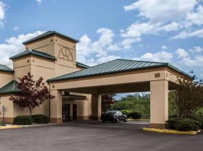 Holiday Inn Express Rogersville-Hwy 11W