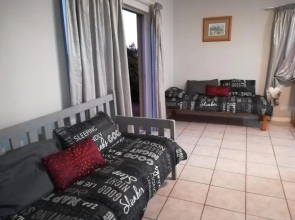 Apartment at Kaaimanskop Estate with panoramic views
