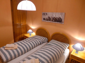 Terrasse des Alpes 15330