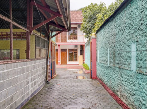 Pondok Pujasera by OYO Rooms