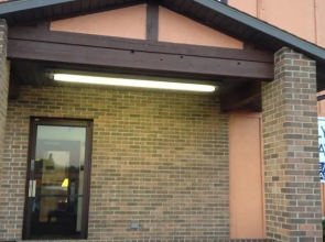 Smart Choice Inn And Suites