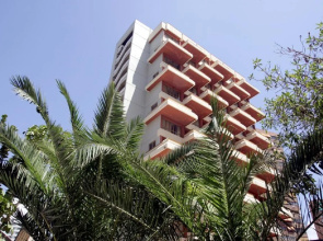 Picasso Apartments