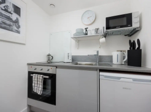 Stunning Central Studio Apartment