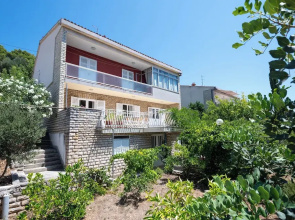 Beachfront apartments Nincevic