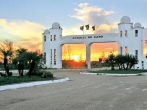 Golden Lake Arraial do Cabo