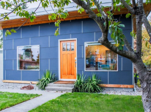 3528 SW 98th Street Home by RedAwning