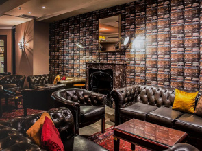 AX The Victoria Hotel