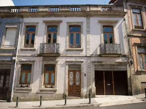 Nidos Accommodation Gaia