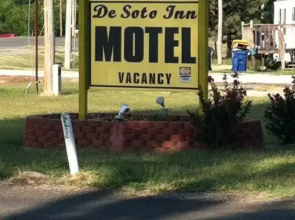 De Soto Inn Motel