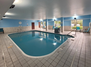 Comfort Inn & Suites Liverpool - Syracuse
