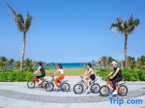 The Sea View Cam Ranh Beach Apartment