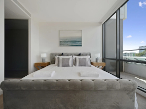 Brand New Fully Furnished Apartment near Macquarie Centre