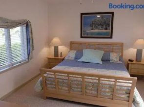 Castaway Cove by Grand Cayman Villas & Condos