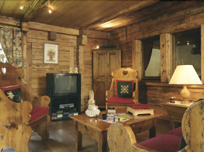 Hôtel Les Chalets De La Serraz