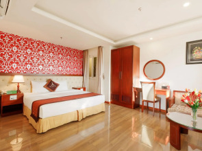 Paris Nha Trang Hotel & Apartment