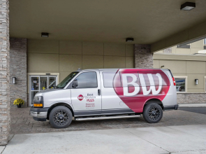 Best Western Plus Peppertree Airport Inn