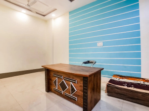 OYO 70390 Hotel Payal Inn