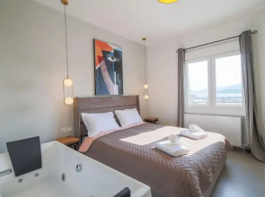 *Oasis* Best View Jacuzzi New Central Apartment