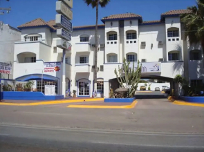 Hotel Pueblito Inn