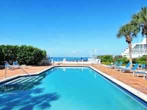 Sundown Refuge by Avantstay Great Location w/ Patio, Outdoor Dining, BBQ & Shared Pool! Week Long Stays
