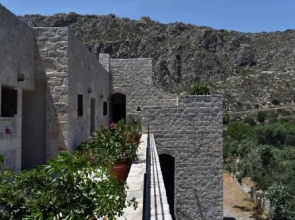 Akroyiali Apartments