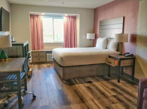 Arya Inn & Suites