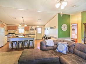 Private Hill Country House w/ Deck on 7 Acres!