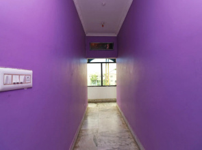 OYO Flagship 42393 Maitri Residency