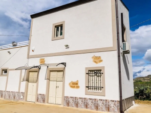 Dea Degli Ulivi House