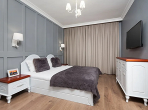 FM Deluxe 2-BDR Apartment - La Maison