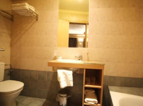 Ariston Hotel