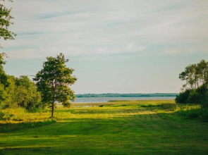 Burtnieka ezera māja