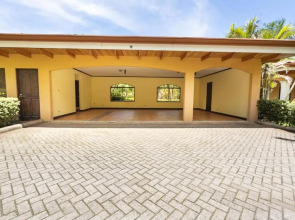 Catalina Cove 3- Spacious 6 Bedroom Loft Home