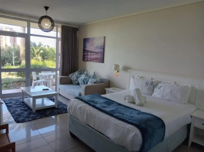 @35 Brookes Suites seaside escape