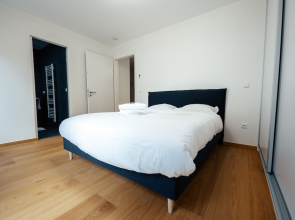 Fully Equipped 1BR Apartment w Parking
