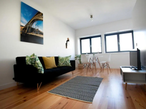 Guest H4U - Porto Batalha City Center