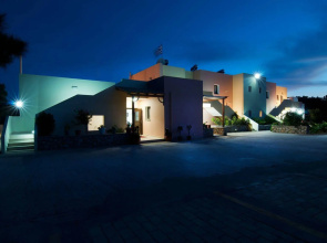 Miraluna Hotel