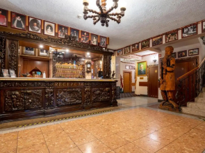Hotel Trylogia