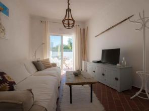 Casa Arroio by Portucasa