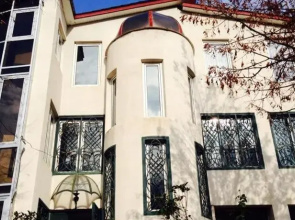 Villa Agmashenebeli Alley