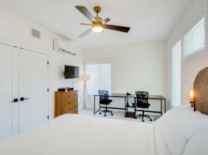 Modern Lawrence Home w/ Patio < Half-mi to U of K!