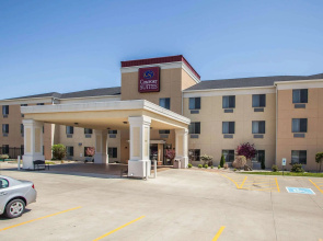 Comfort Suites Bloomington I-55 and I-74