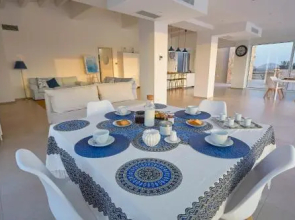 Karat House