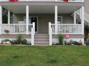 2729 Willow Ave. 3 Bedroom Condo