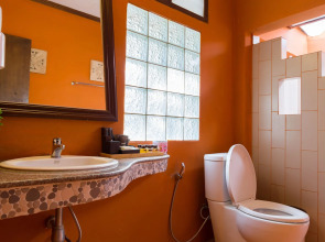 Ao Cho Grandview Hideaway Resort