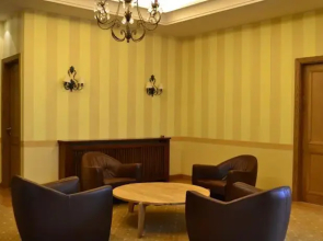 Belmont Hotel